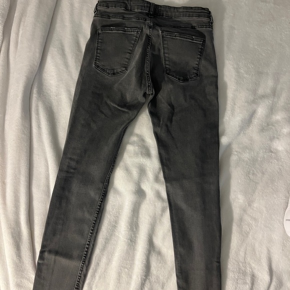 Zara women’s Grey jeans size 6 - Picture 6 of 7